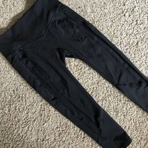 Lululemon Capri Pants (size 10)